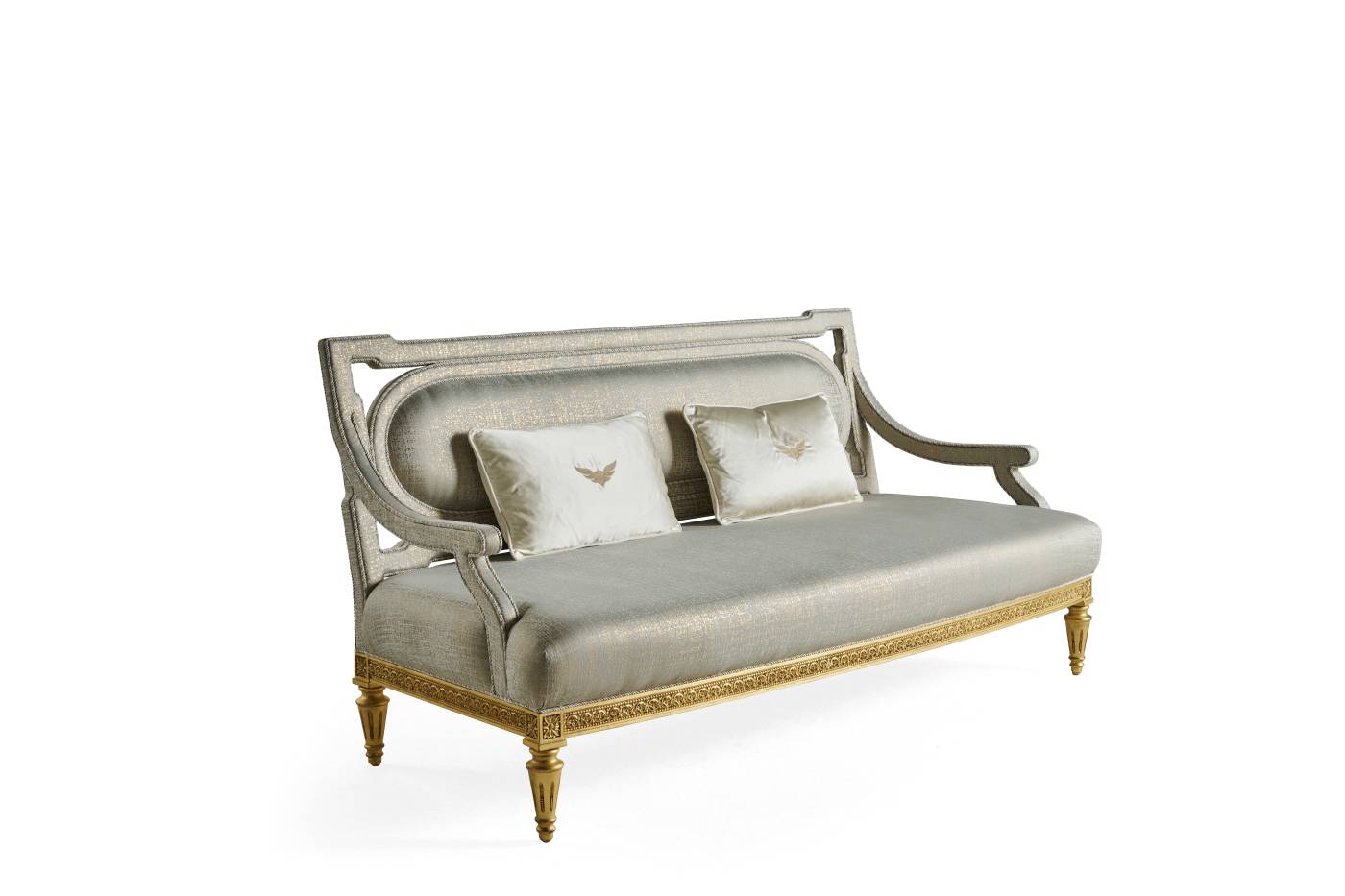 SATIN 2-seater sofa - A luxury experience with the Héritage collection and its classic luxurious furniture