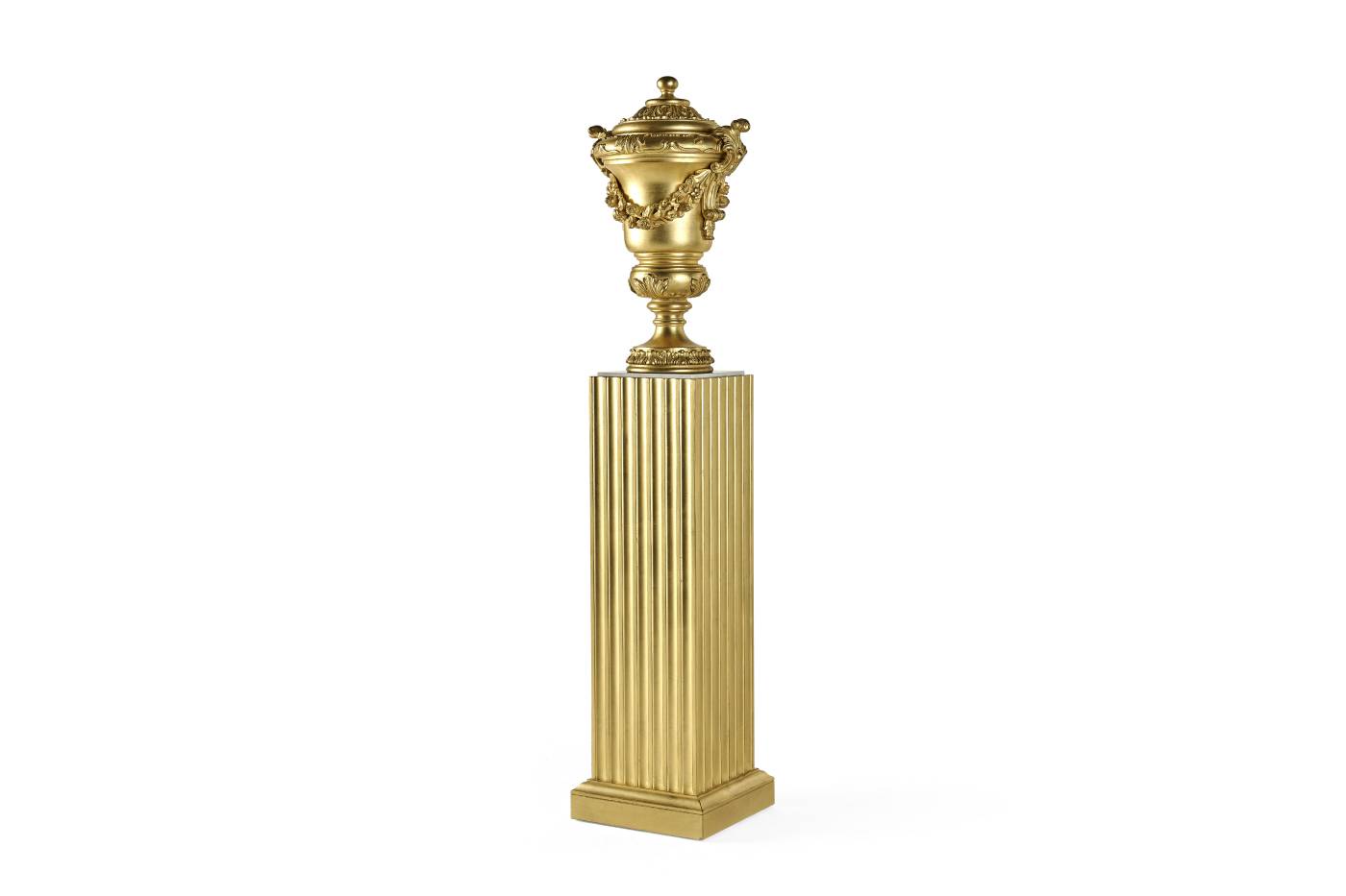 STYLOBATE vase holder - A luxury experience with the  collection and its classic luxurious furniture