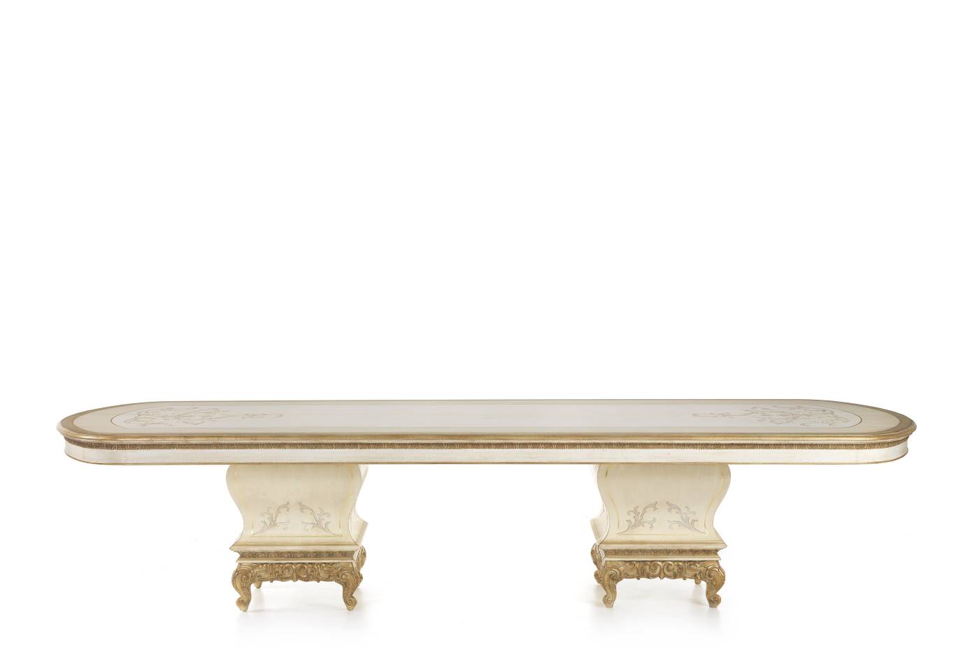 SCARLETT dining table - Discover timeless elegance with Jumbo Collection's Italian luxury dining tables.