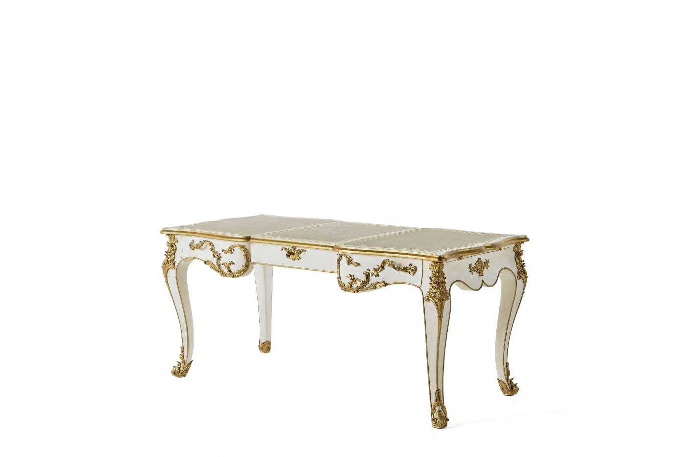 PRESTIGE desk - Discover the epitome of luxury with the  collection by Jumbo Collection, fully custom made for tailor-made projects.