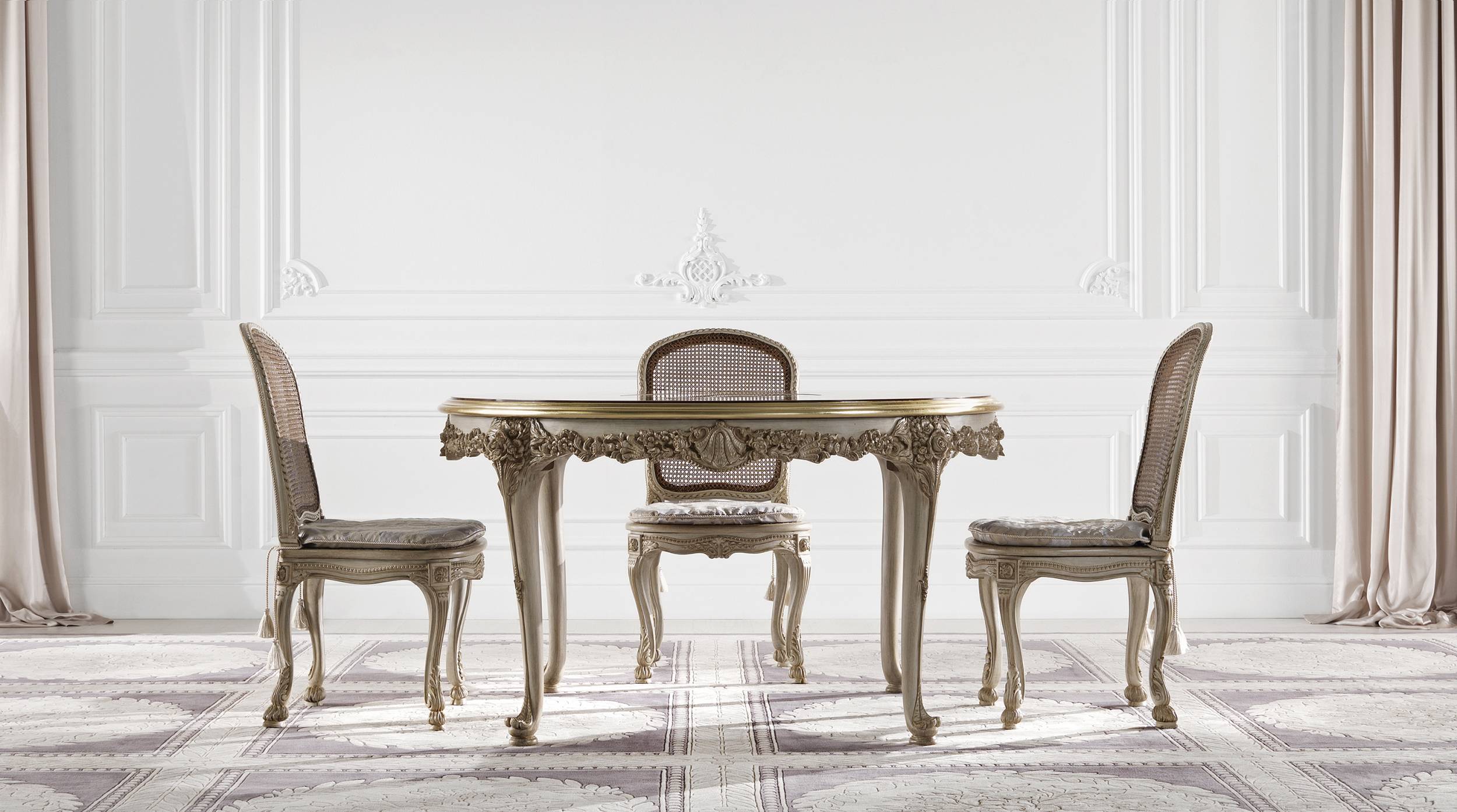 LA GRANDE DAME dining table Exclusive Domus collection Made in