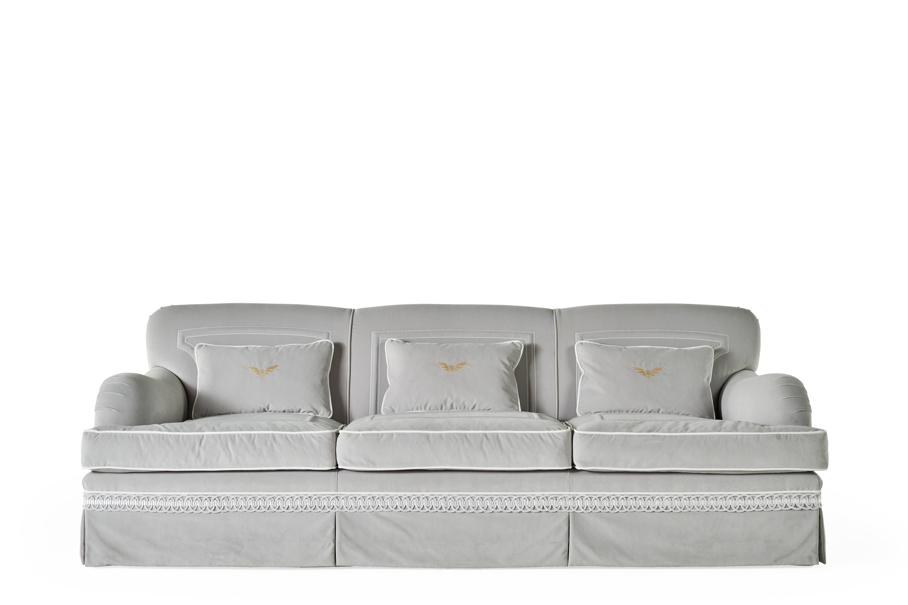 CAMBRIDGE 3-seater sofa - Discover the epitome of luxury with the  collection by Jumbo Collection, fully custom made for tailor-made projects.