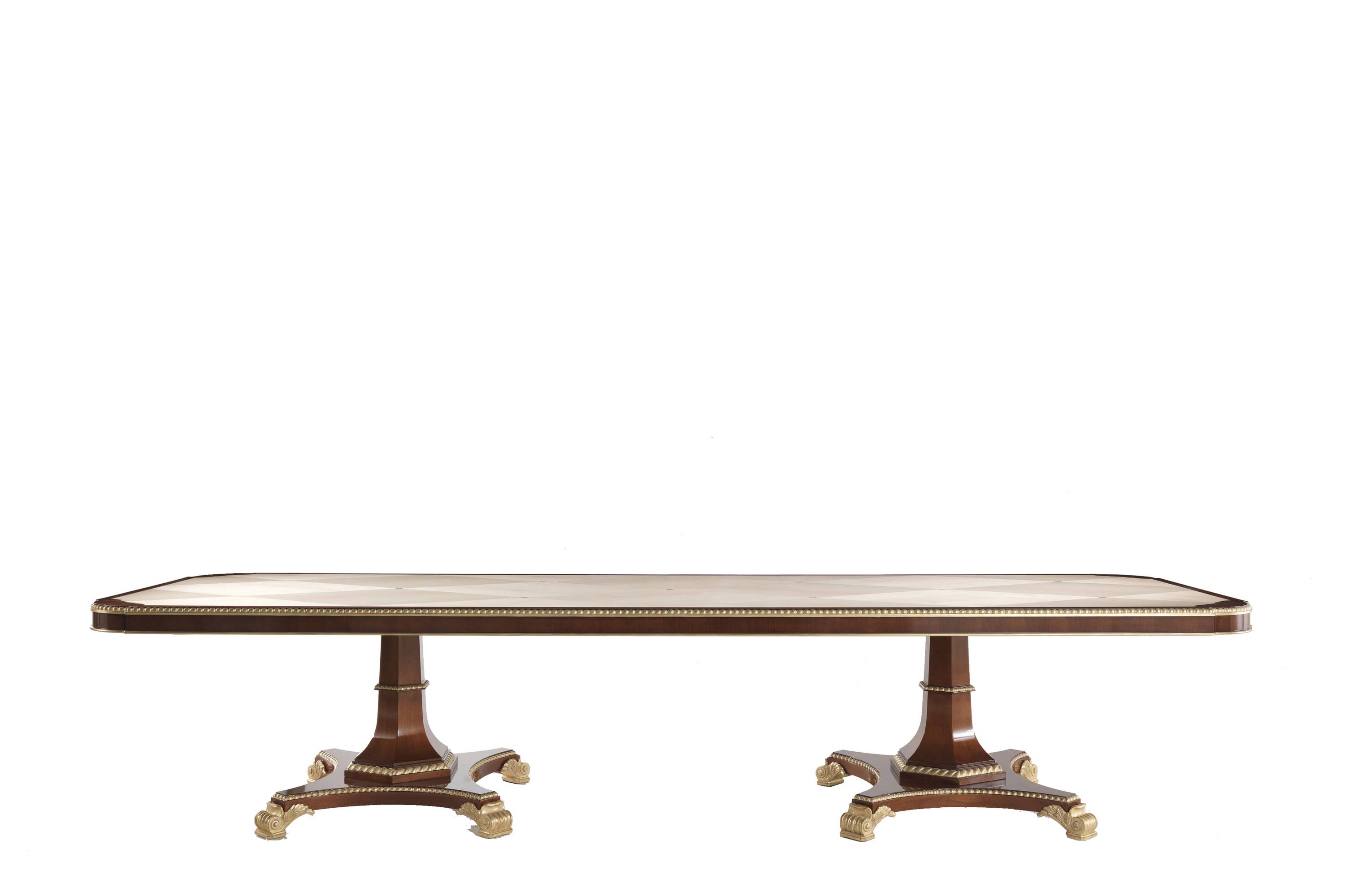 ETOILE dining table - A luxury experience with the Savoir-Faire collection and its classic luxurious furniture