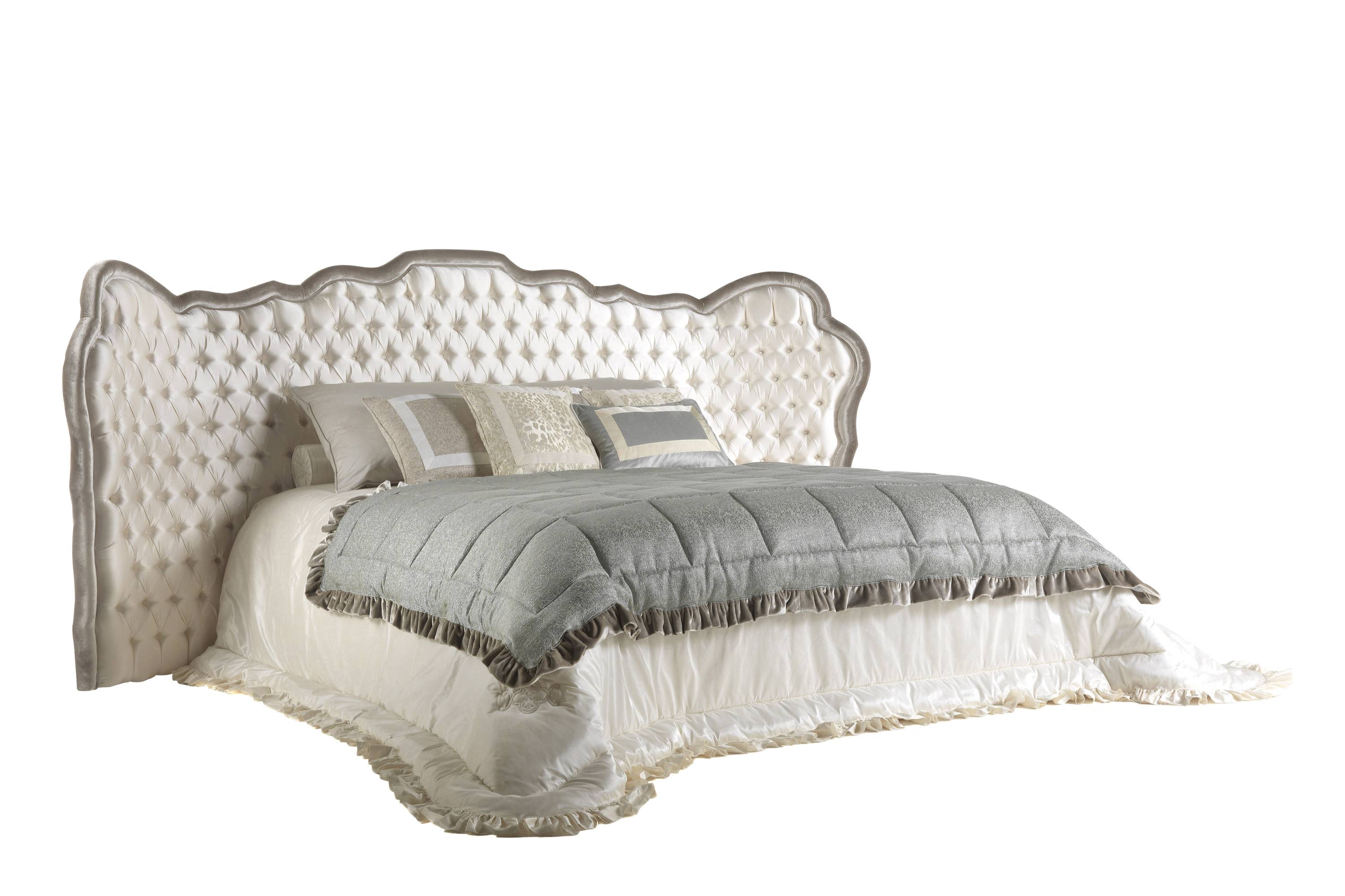 PLEASURE bed - Quality furniture and timeless elegance with luxury Made in Italy classic BEDS.