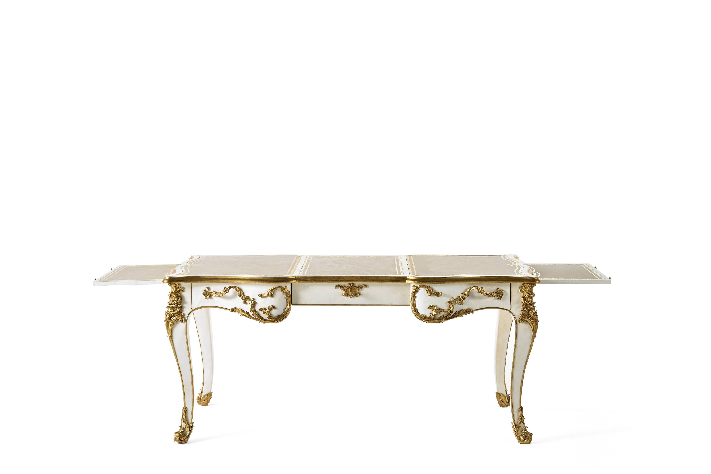 PRESTIGE desk - Discover the epitome of luxury with the  collection by Jumbo Collection, fully custom made for tailor-made projects.